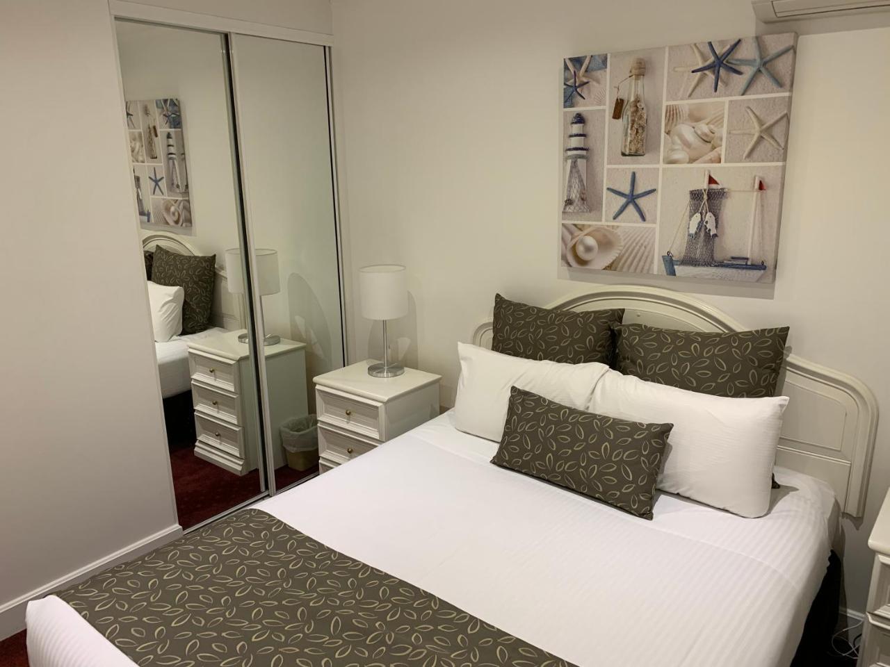 Ensenada Motor Inn And Suites Adelaïde Extérieur photo